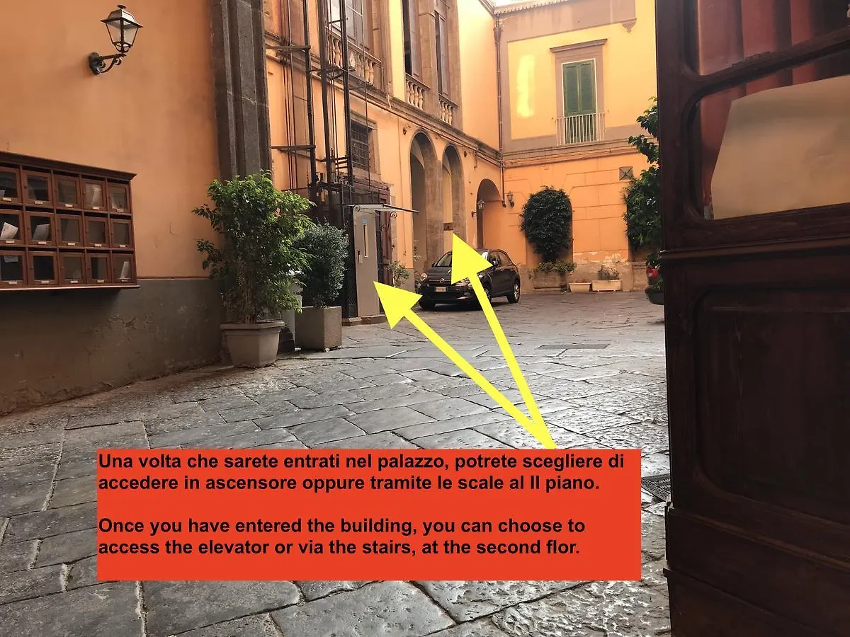 ** Guest house Art Suite Nel Cuore Di Napoli Italy