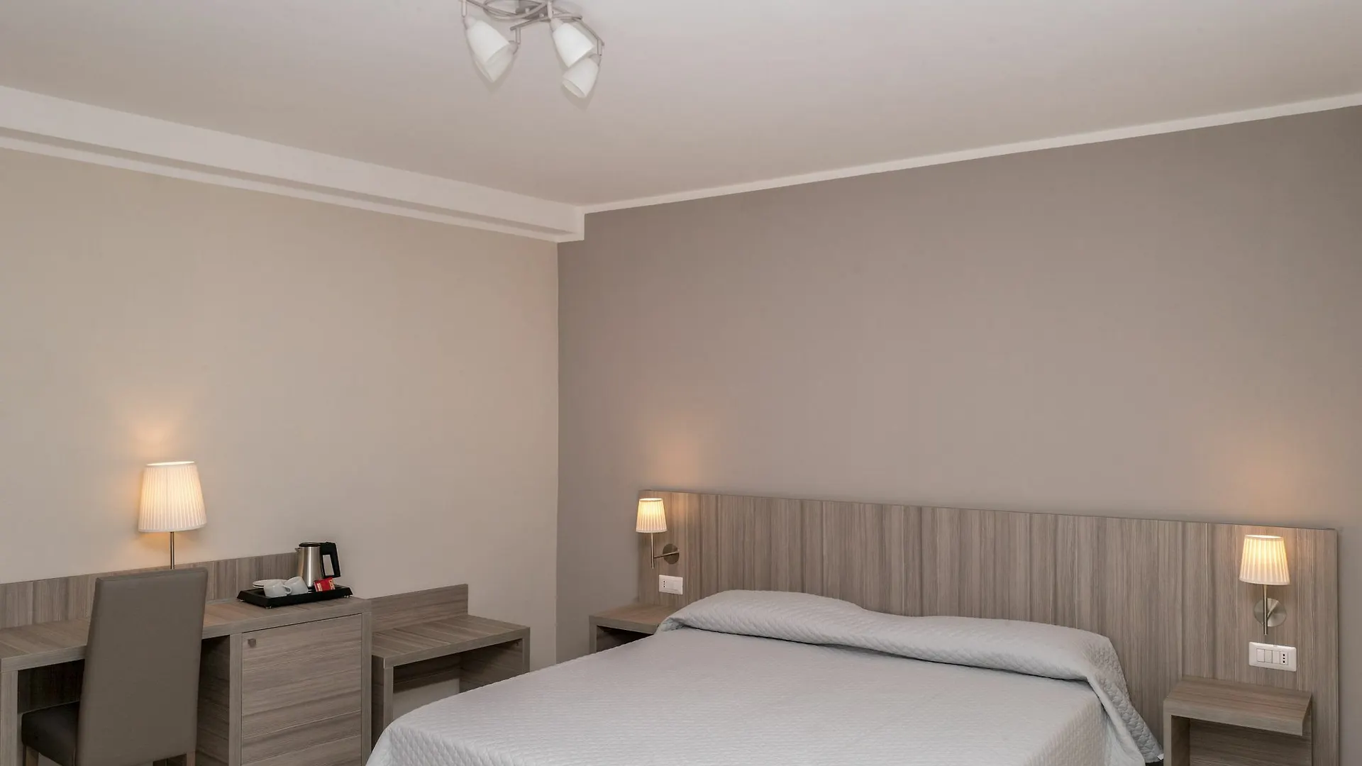 ** Guest house Art Suite Nel Cuore Di Napoli Italy