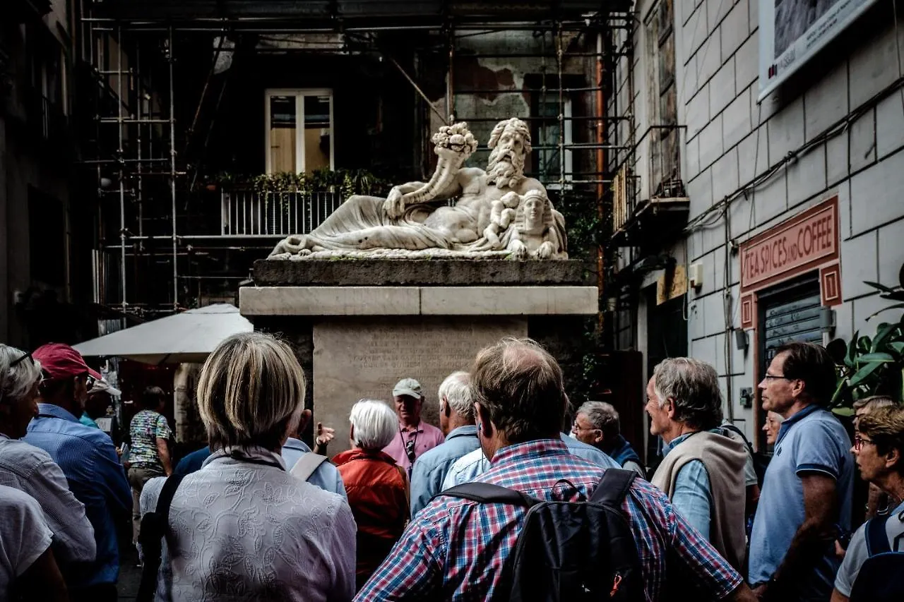 Art Suite Nel Cuore Di Napoli Guest house