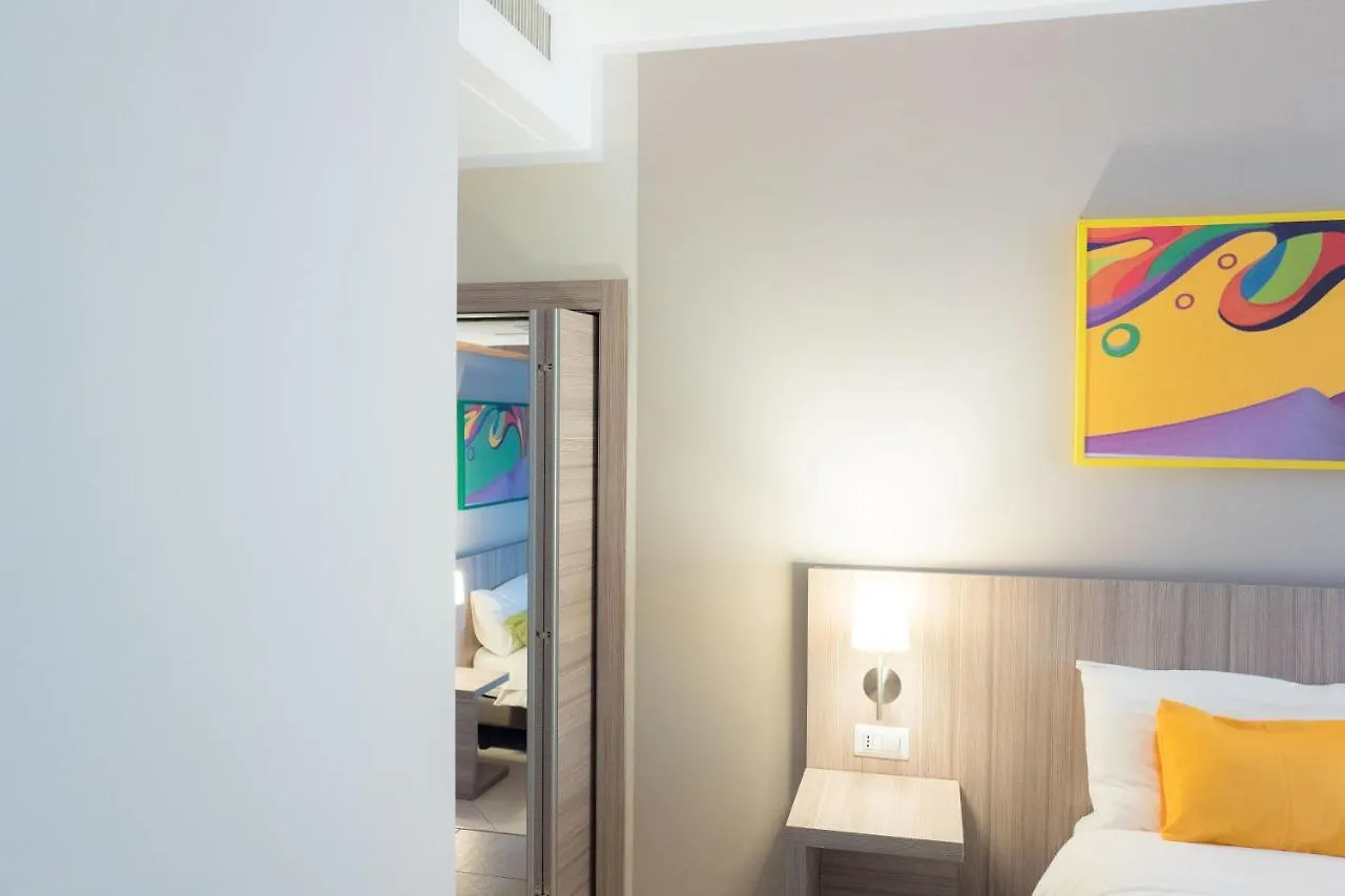Art Suite Nel Cuore Di Napoli 2*, Naples Italy