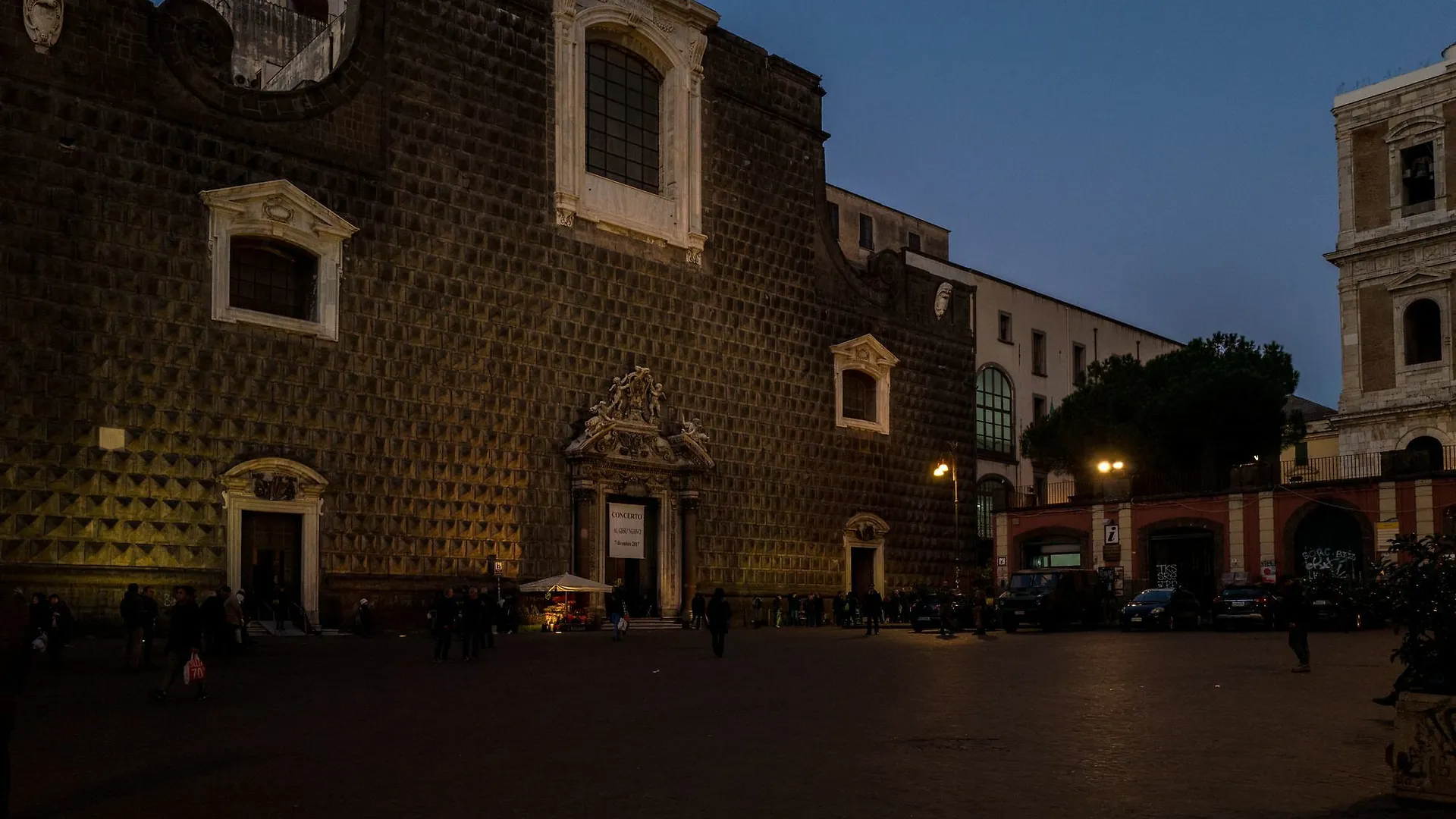 Art Suite Nel Cuore Di Napoli 2*, Naples